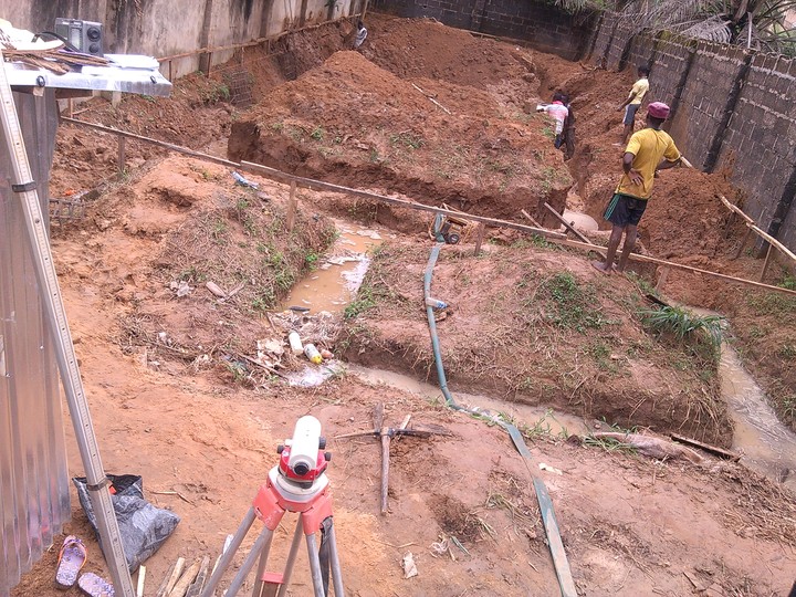 Building A 6bedroom Duplex In A Half Plot (waterlogged) @enugu ...