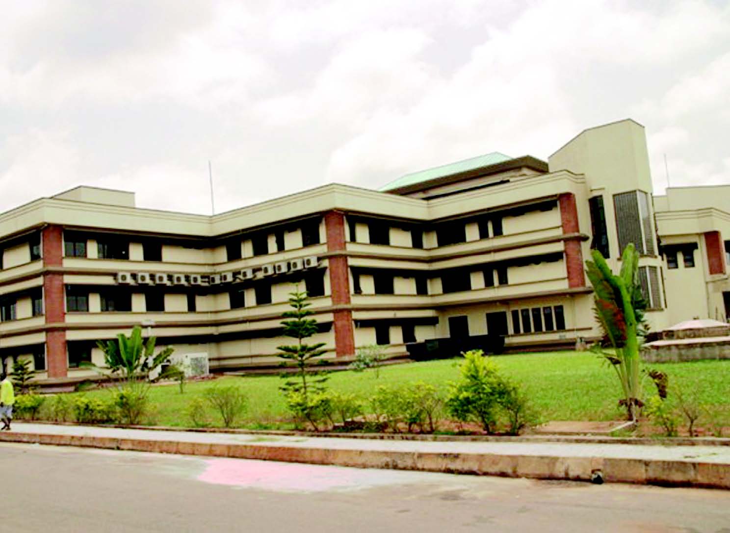 A Tale Of Abraka, Delta State; The Derelict University Town - Travel ...