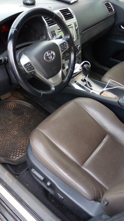 Sold! Very Clean 2013 Toyota Avensis #3.5million (registered) - Autos -  Nigeria