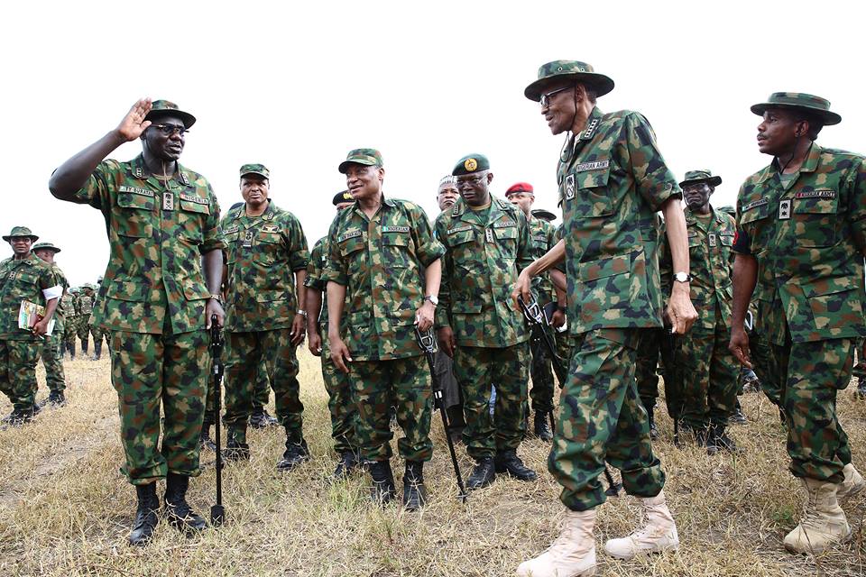 photonews-president-muhammadu-buhari-puts-on-his-nigerian-military