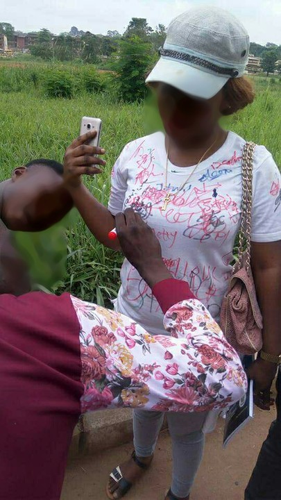 Signing Out on the boobs of a Lady(pics) - Education - Nigeria