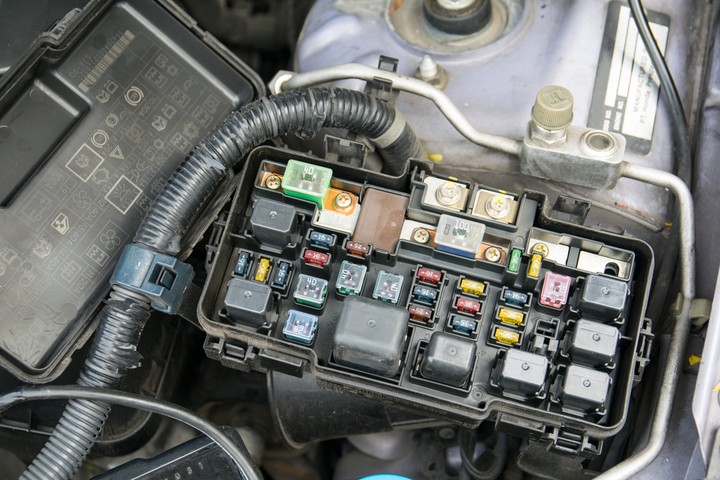 Symptoms Of A Bad Or Failing Anti-lock Fuse Or Relay - Car ... suzuki swift fuse box interior light 