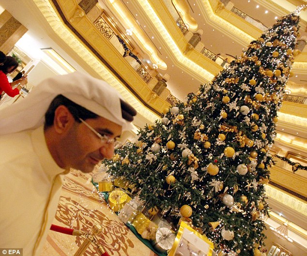 World's 'most expensive' Christmas tree covered in £12m of jewels and emu  eggs - World News - Mirror Online