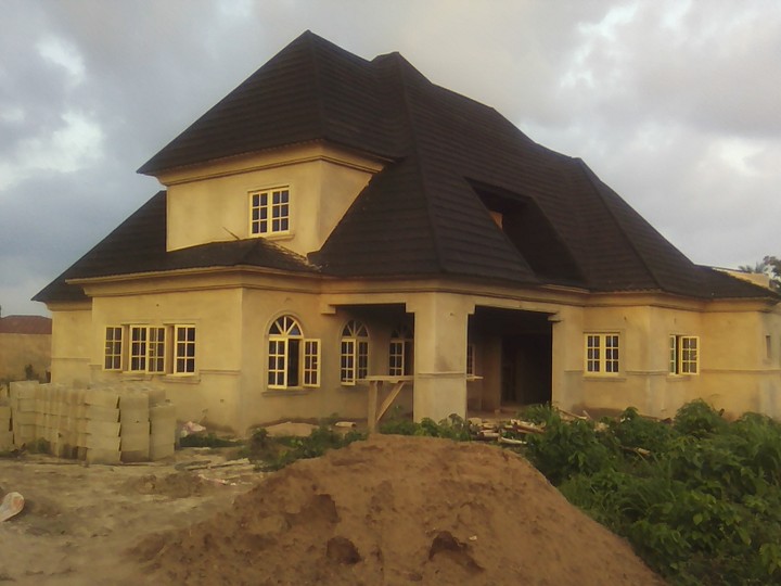 Buiding A 4 Bedroom With Penthouse - Properties - Nigeria