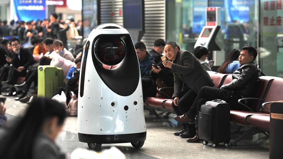 Pictures: Robot Takes Over Patrolling At Chinese Railway Station ...