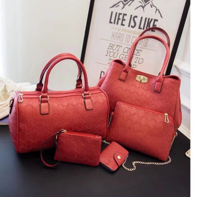 WE SUPPLY QUALITY BAGS SHOES FASHION ACCESSORIES AT A WHOLESALE