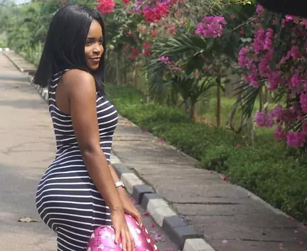 Nigerians React To Photos Of 19 Year Old Girl On IG Say Her Ass A