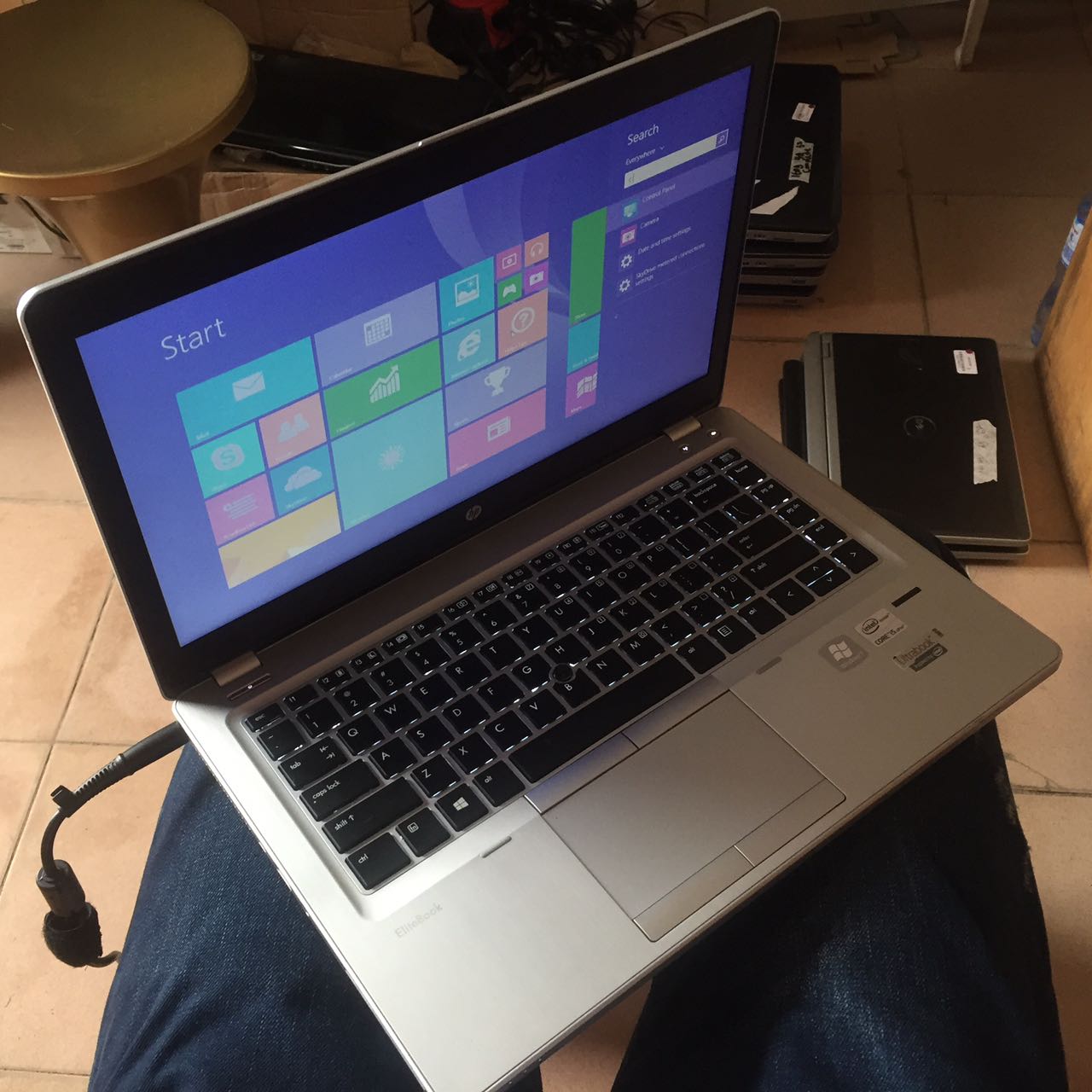 Hp Elitebook Book 9470m. 320hdd. 8gbram. Keyboard Light. 2 ...