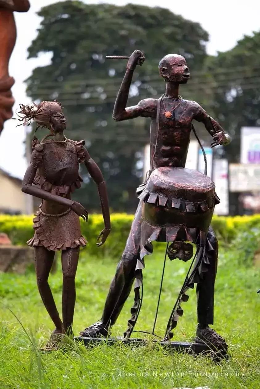 These 6 Sculptures From This Nigerian Artist Are Totally Genius ...