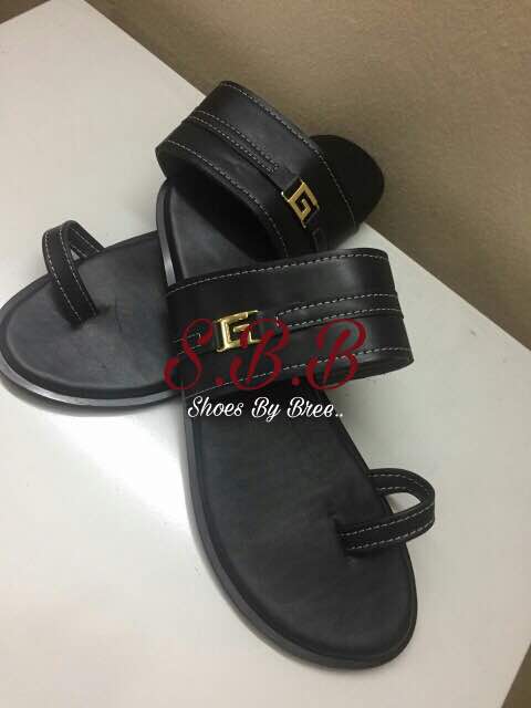 100% Original Slippers And Sandals For Sale! - Fashion/Clothing Market ...
