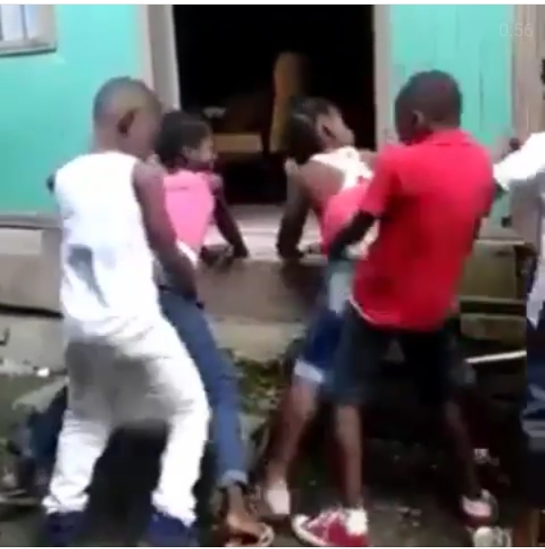 Children Dancing & Rocking At A Party (Photos, Video ...