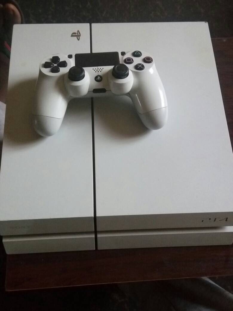white ps4 for sale