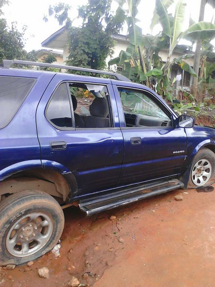 Nnamdi Kanu's House After Military Invasion In Umuahia ...