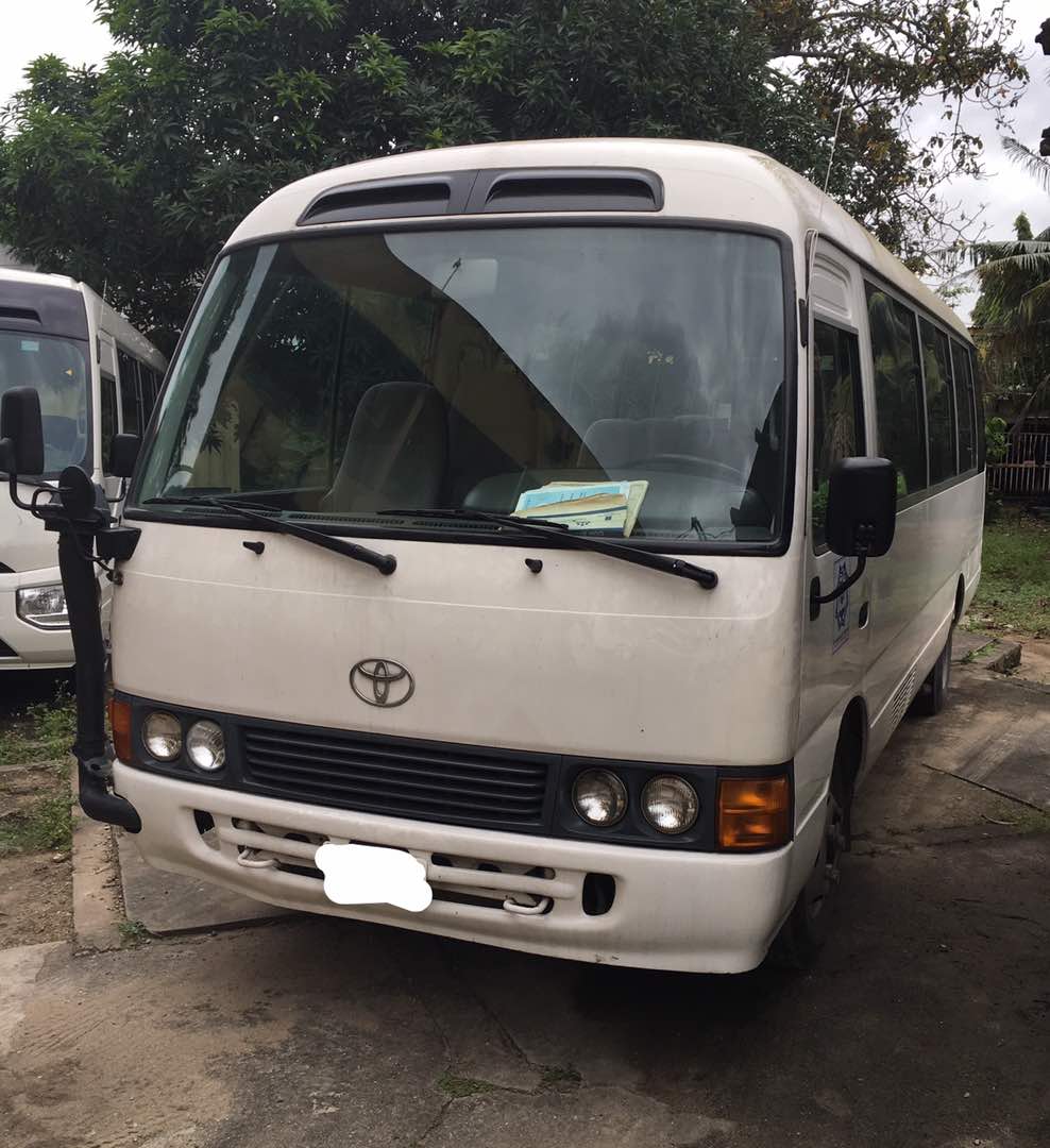 Sharp Reg 2010 Toyota Coaster Bus Up 4 Sale 4 9.8m Asking