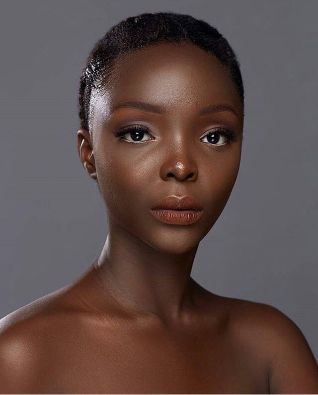 Meet Nigerian Model Who Went Viral After Begging For Popularity On ...