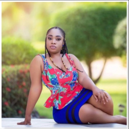 her hips are getting rotten” - Ghanaians React To Moesha Bodoung's 'Fake'  Hips In Her New Photo — Thedistin
