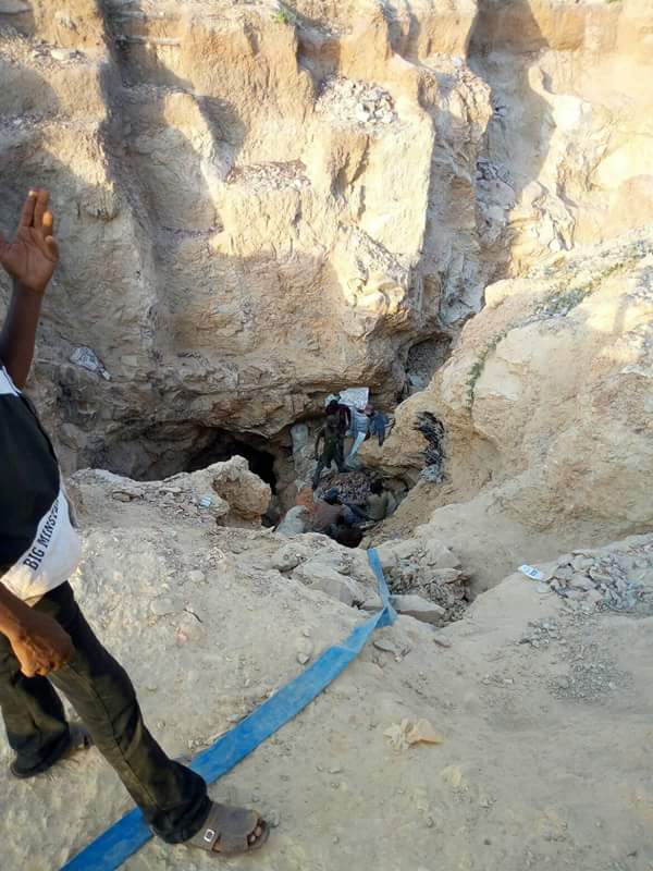 Gold Discovered In Commercial Quantity In Yauri, Kebbi State - Facebook ...