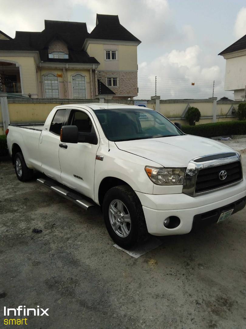 Neat Toyota Tundra 010 @ N4.9M Negotiable ««« - Autos - Nigeria