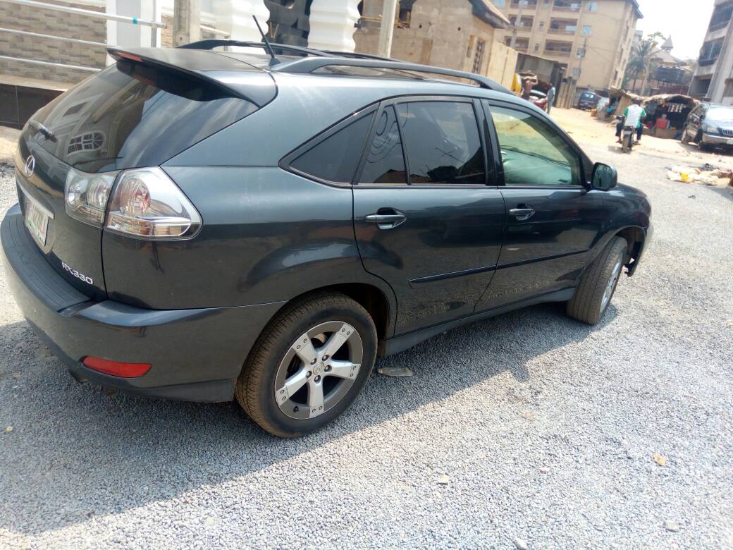 Lexus RX 330 2005 Tokunbo. Unbeatable Offer. ** SOLD ** - Autos - Nigeria