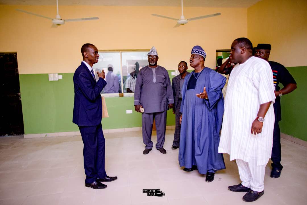 Gov Ajimobi Inspects Ongoing Construction Of Goverment Model Schools In ...