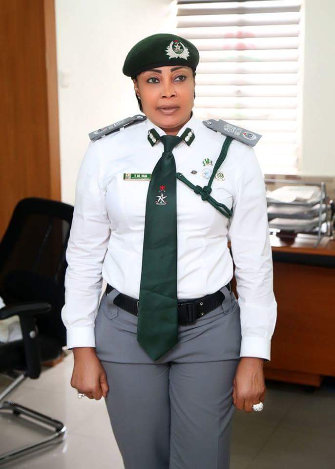 Nigeria Customs Launches New Uniform (photo) - Politics - Nigeria