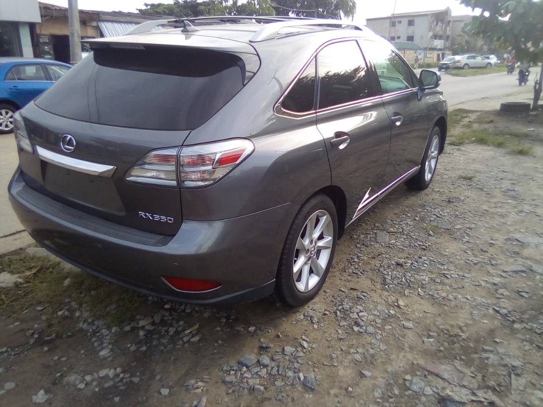 Lexus rx350 2012 года