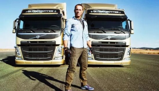 Van Damme's Attempts Epic Split Between Two Reversing Volvo Trucks -  TV/Movies - Nigeria