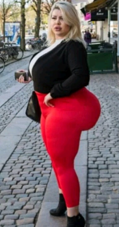 My Aim In Life Is To Have The World's Biggest Bum - Model, Natasha ...