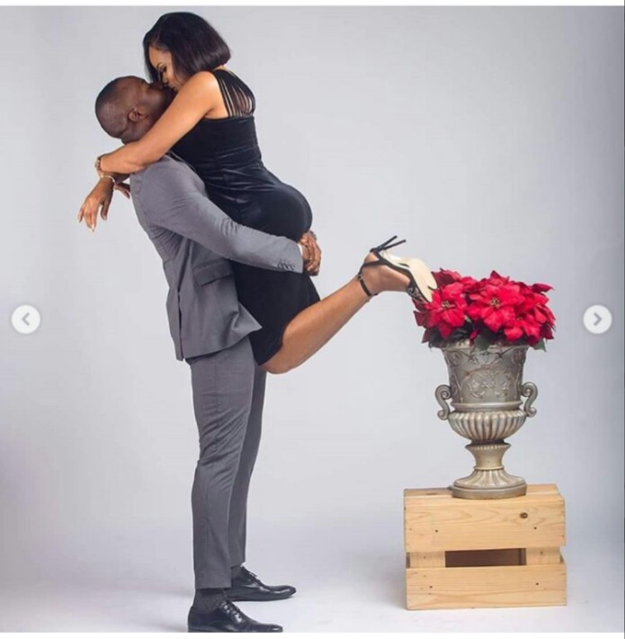 Man Checks Out His Fiancées Backside In Lovely Pre Wedding Photos Romance Nigeria 