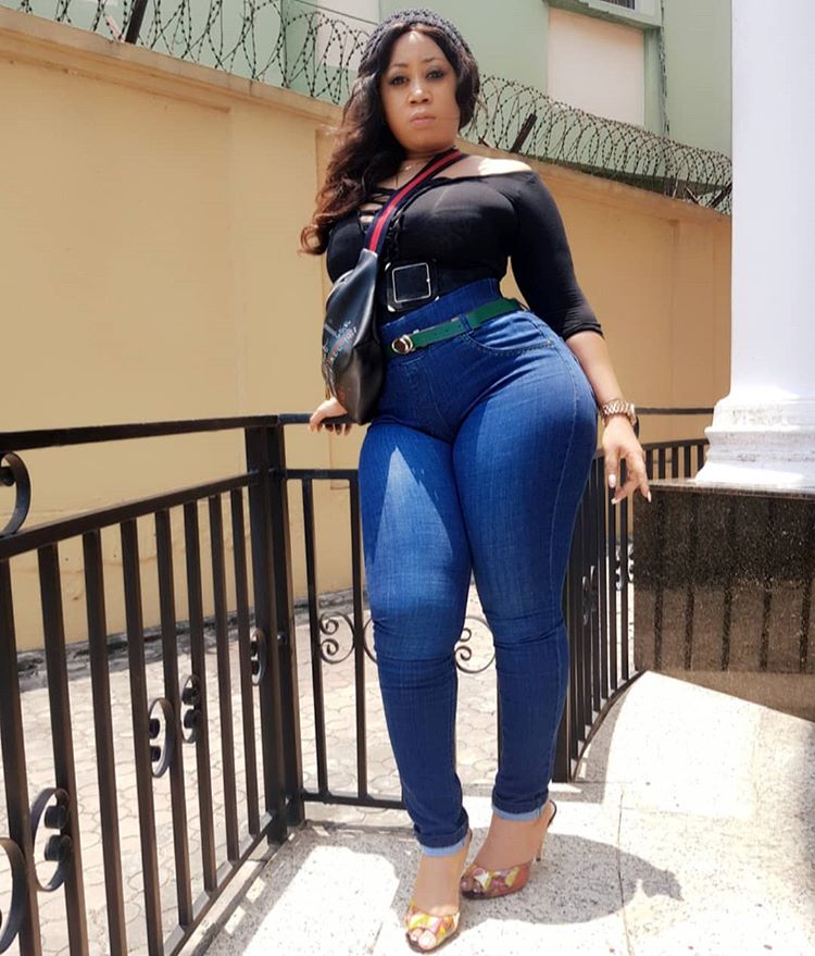 Moyo Lawal Wears See-Through Leggings (Photos) - Celebrities - Nigeria