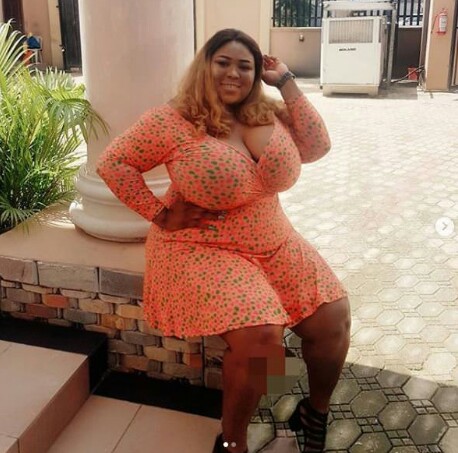 This Pretty Entrepreneur Is Trending Online Because Of Her Massive Boobs -  Romance - Nigeria
