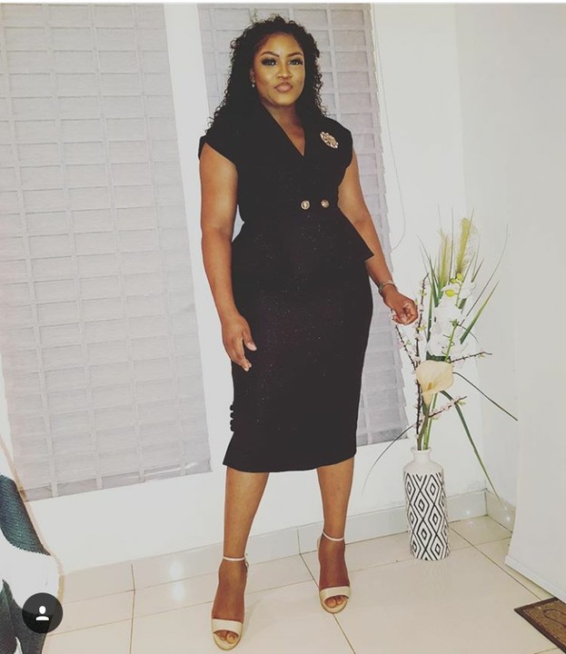 Omotola Jalade Rocks Short Black Dress - Celebrities - Nigeria