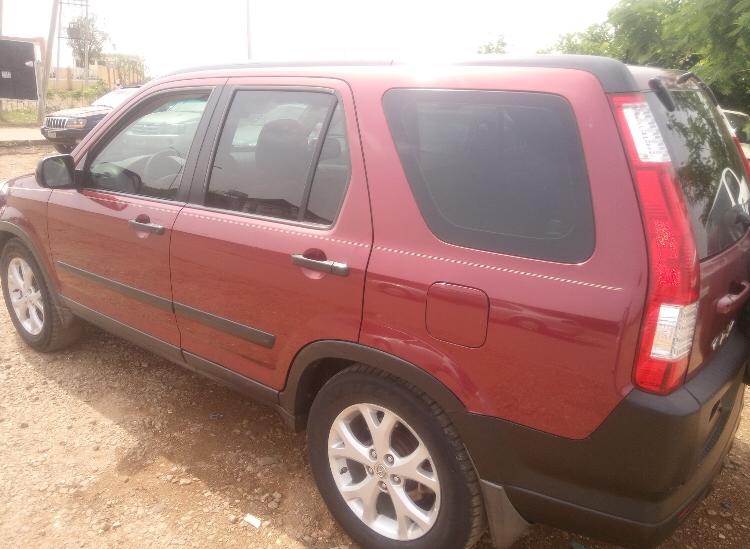 Distress Sale Clean Tokunbo 05 Honda Crv For Sale 17m Sold