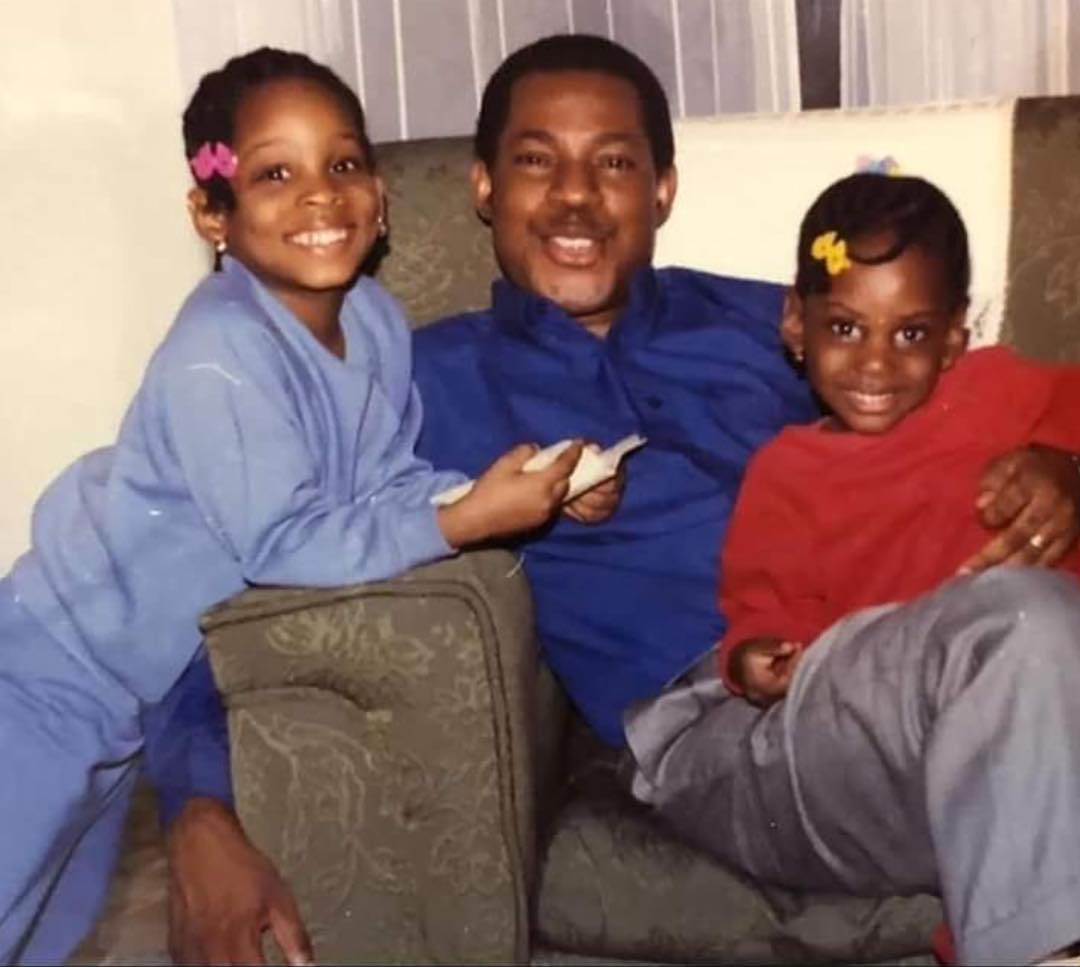 See Throwback Photo Of Pastor Chris Oyakhilome And His Daughters Religion Nigeria