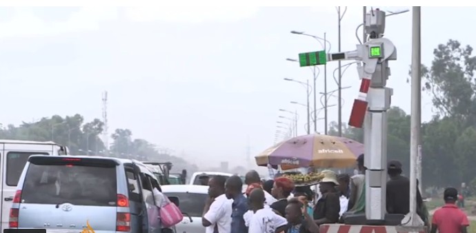 Watch How Robots Controls Traffic Problem In Congo. (VIDEO) - Programming -  Nigeria