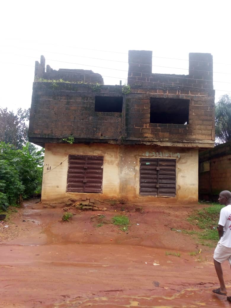 Urgent Sale ..two Storey Building At Orlu Imo State ...