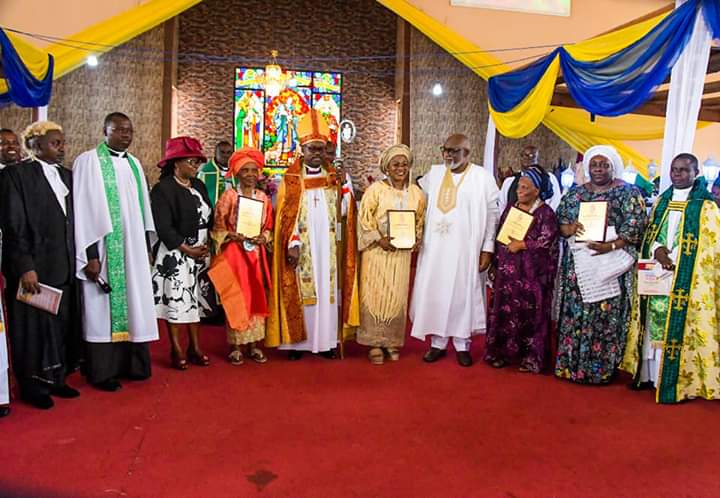 Owo Diocese Renews Gov Akeredolu's Tenure As Chancellor - Career - Nigeria